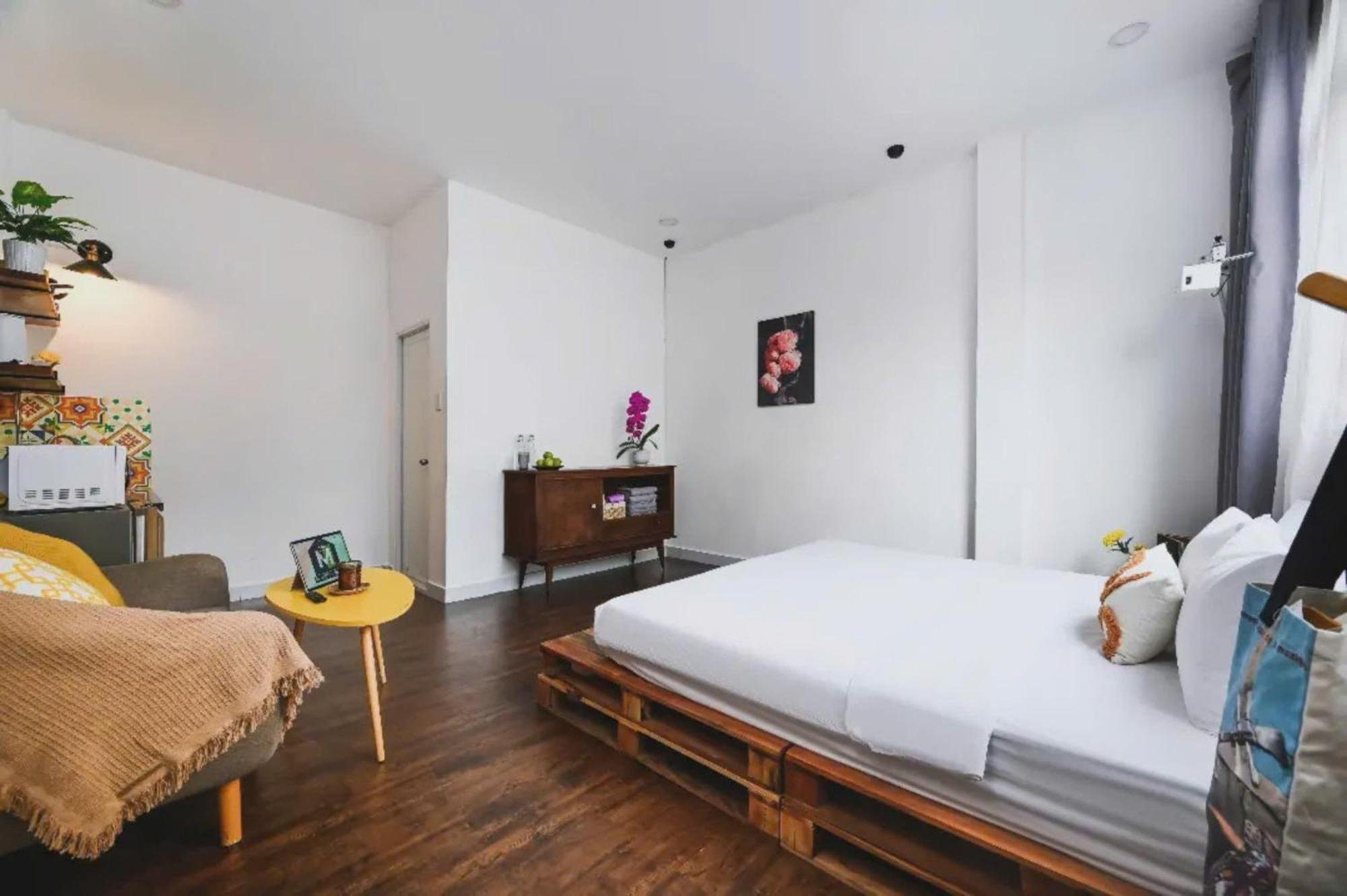 Maison Saigon - New Urban Escape Хошимин Экстерьер фото