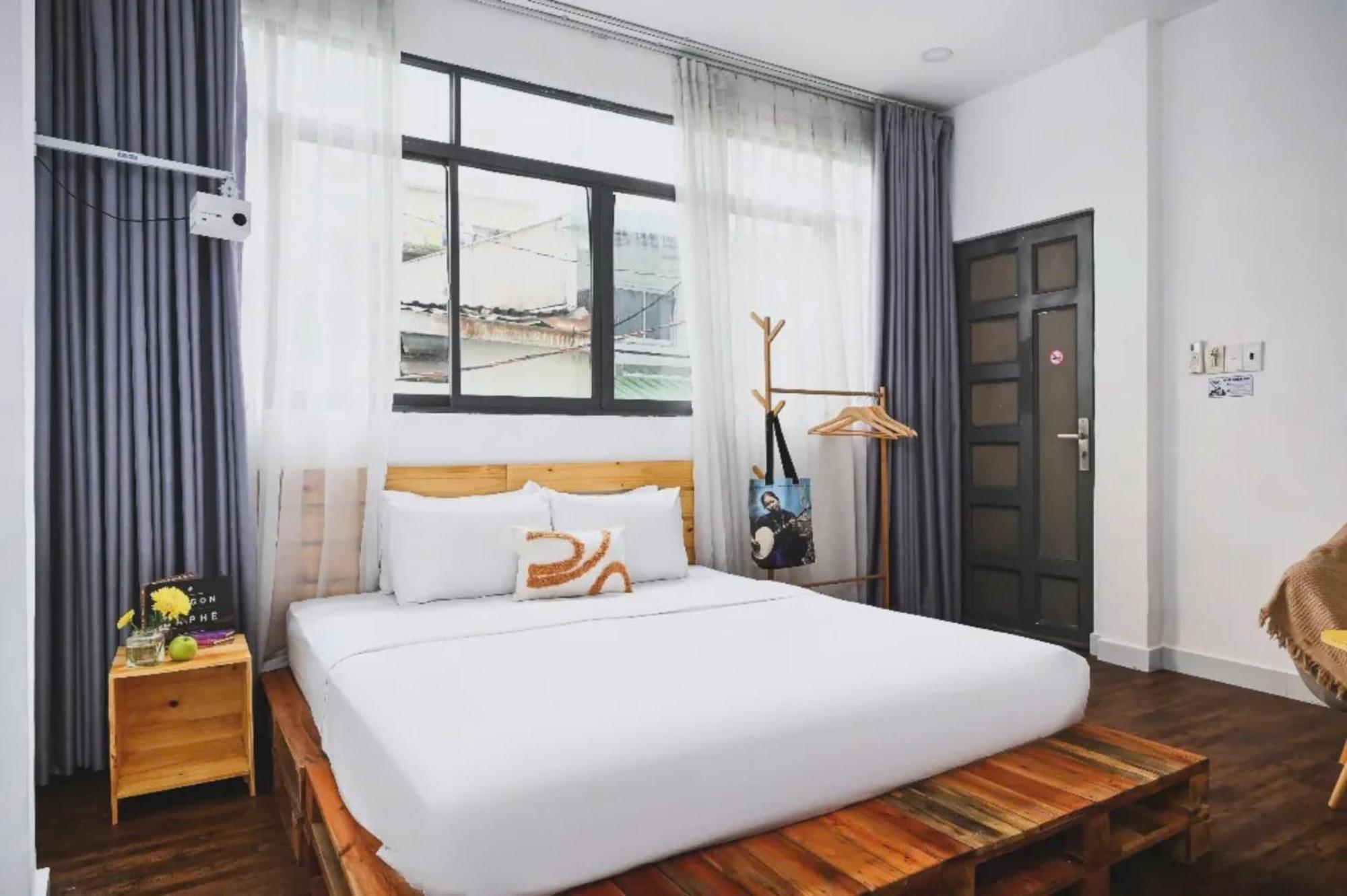 Maison Saigon - New Urban Escape Хошимин Экстерьер фото
