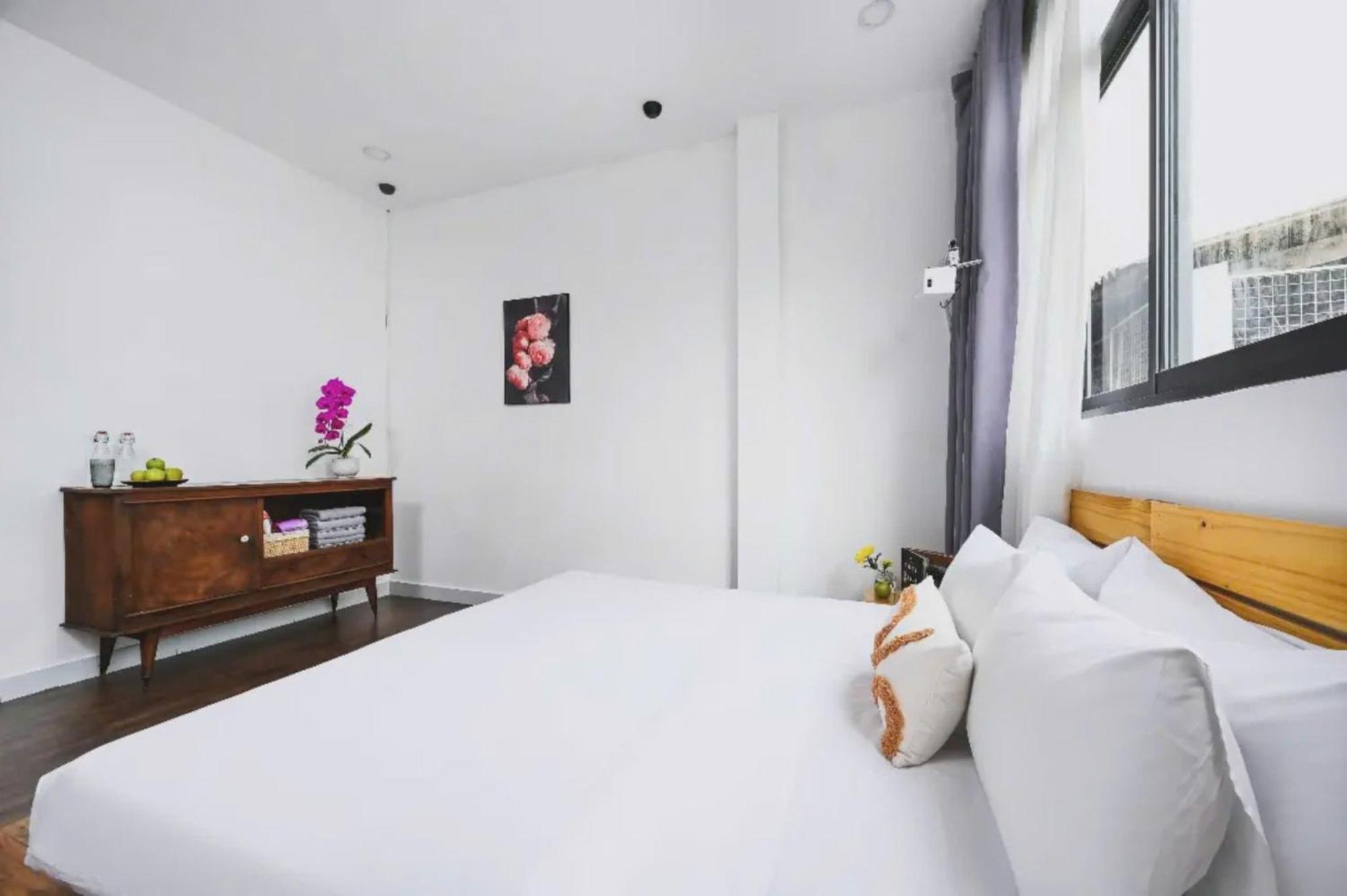 Maison Saigon - New Urban Escape Хошимин Экстерьер фото